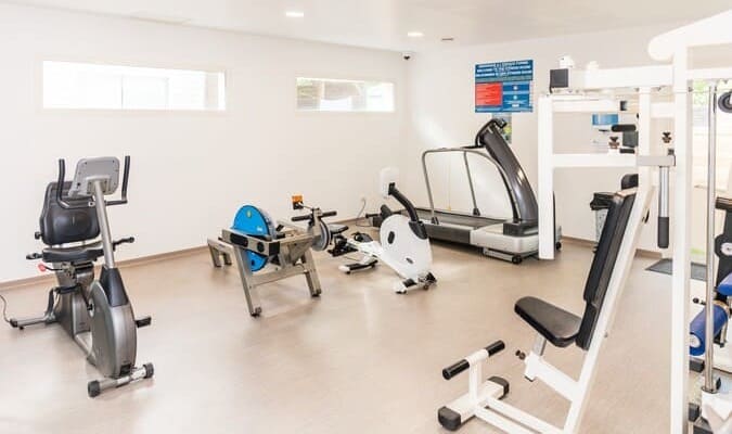 Salle de fitness musculation